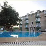 Hotel Alper *