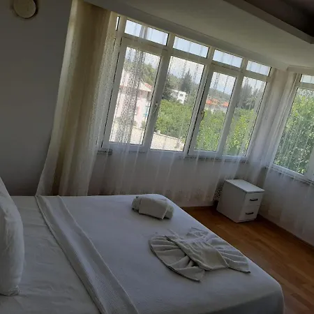 Hotel Alper *